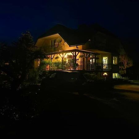 Appartamento Przystanek Pod Skalkami Lesko Esterno foto