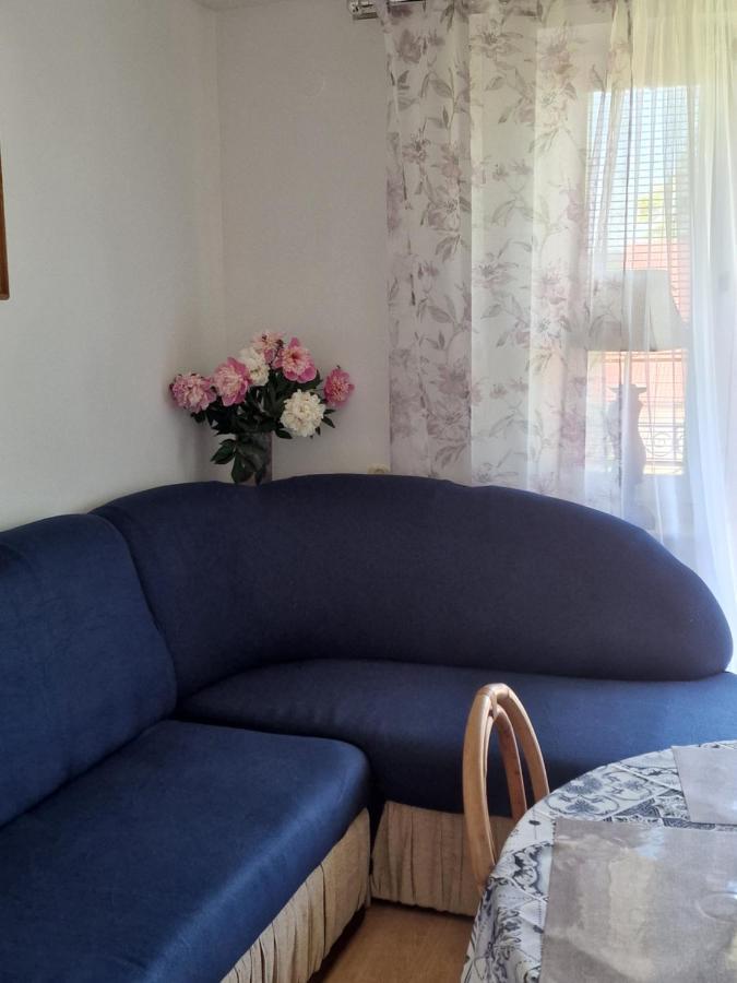 Appartamento Przystanek Pod Skalkami Lesko Esterno foto